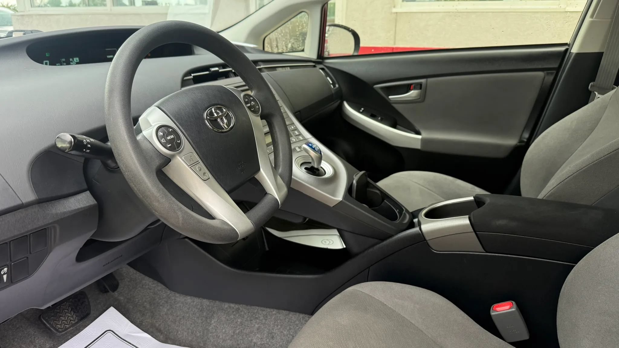 Used 2015 Toyota Prius Three FWD image 9