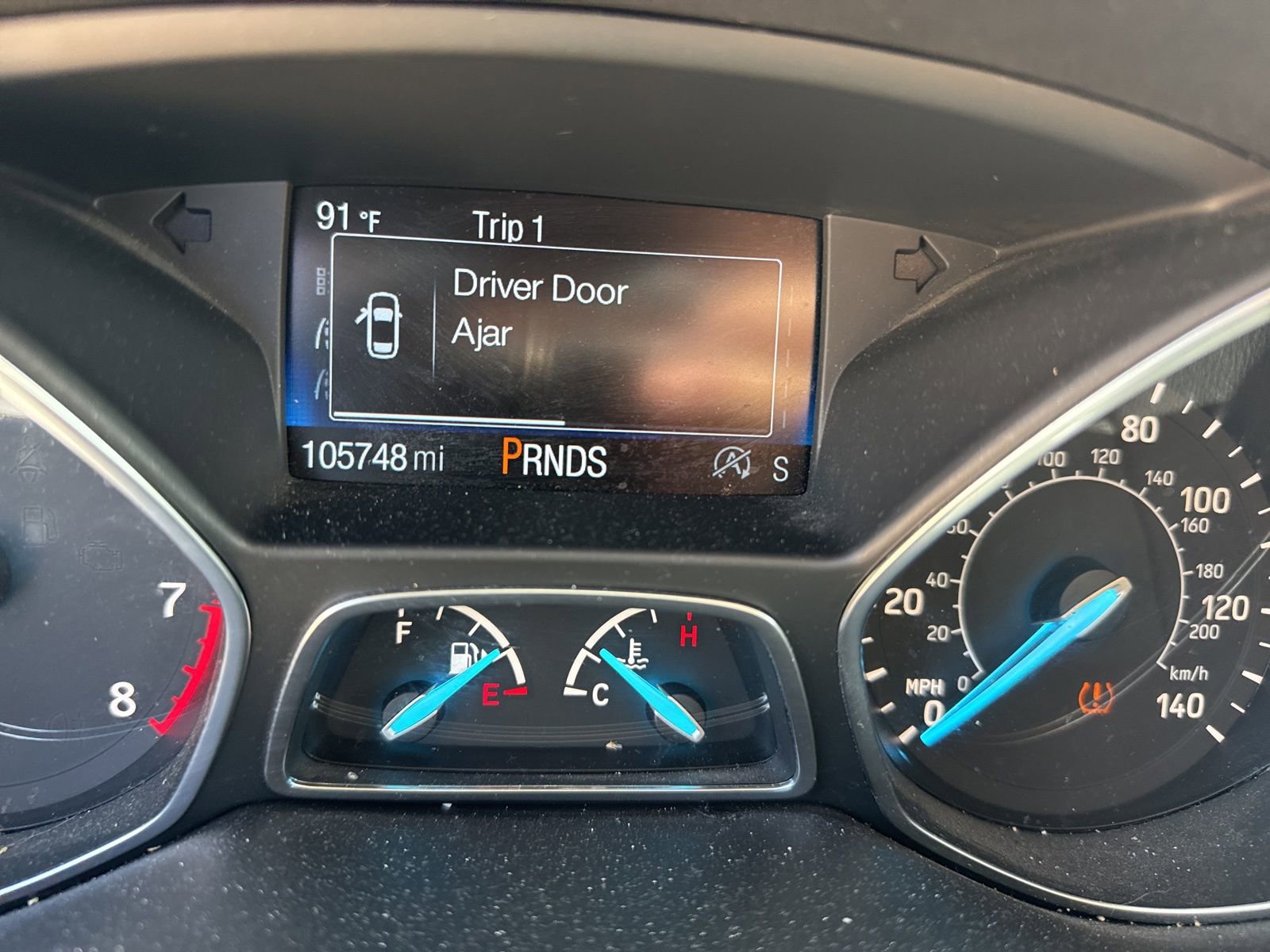 Used 2018 Ford Escape SEL w/ Ford Safe & Smart Package AWD/4WD image 13