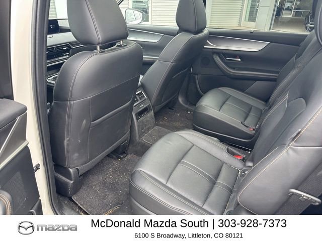 Used 2024 MAZDA CX-90 Plug-In Hybrid w/ Premium Pkg AWD/4WD image 16