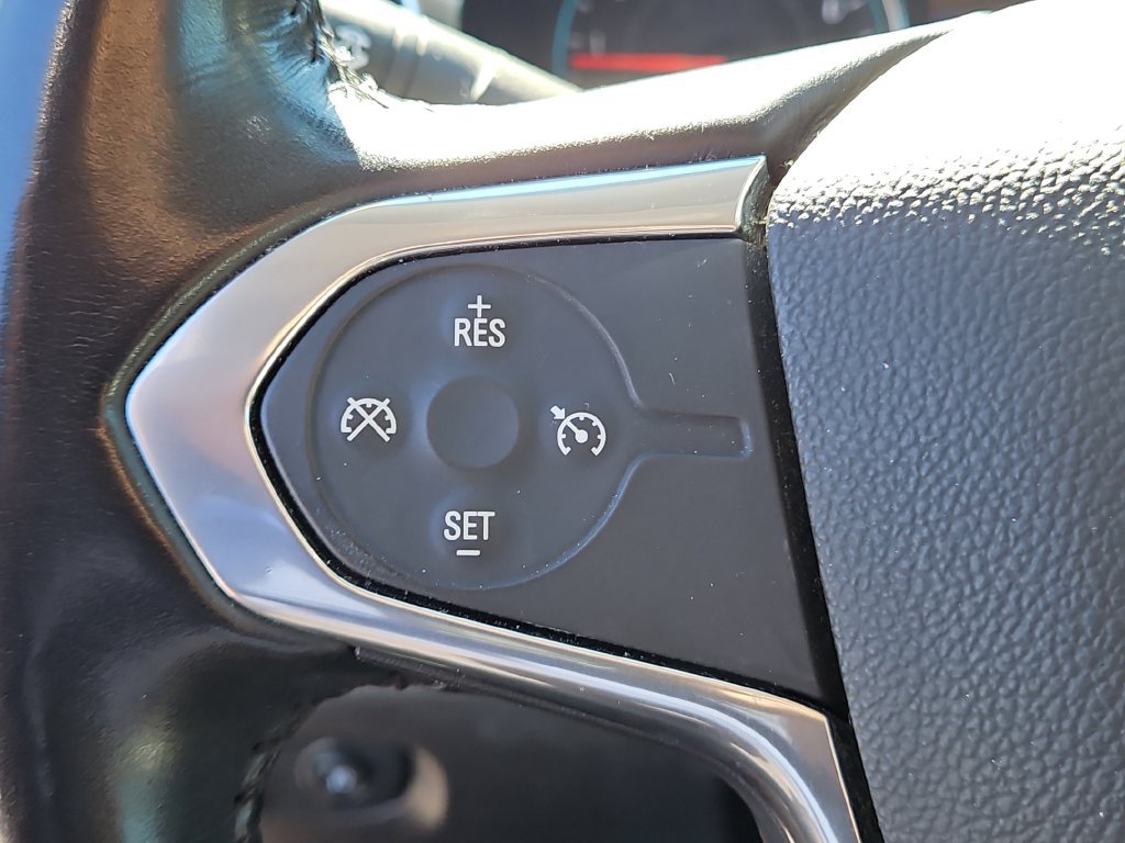 Used 2020 Chevrolet Traverse LT FWD image 26