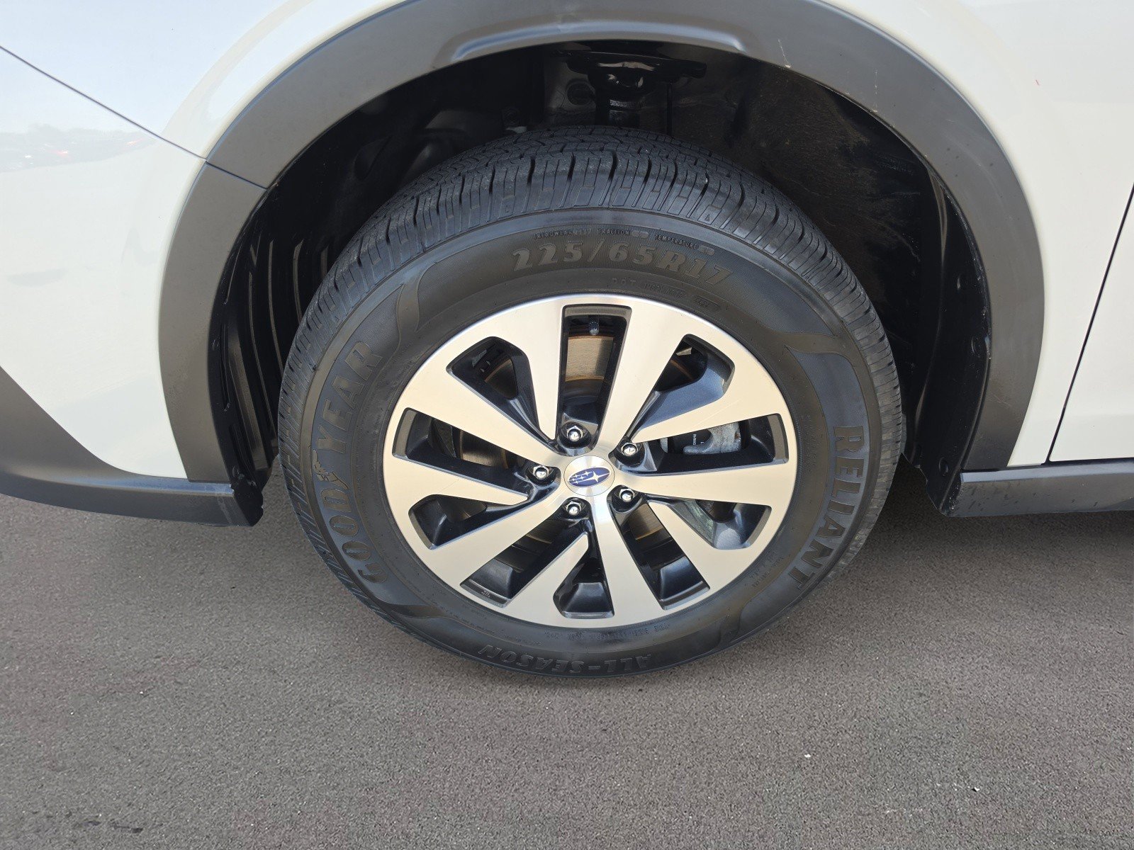 Used 2020 Subaru Outback Premium w/ Popular Package #1 image 24