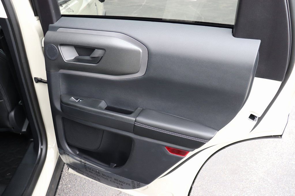 New 2025 Ford Bronco Sport Outer Banks w/ Sasquatch Outer Banks Package image 14