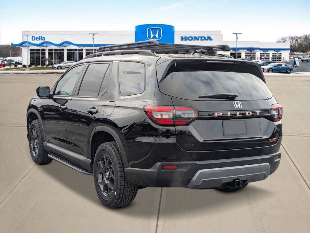New 2026 Honda Pilot TrailSport image 5