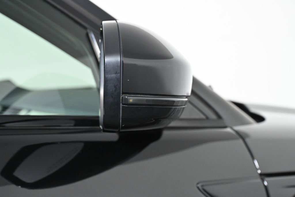 Used 2016 Land Rover Range Rover Evoque SE image 10