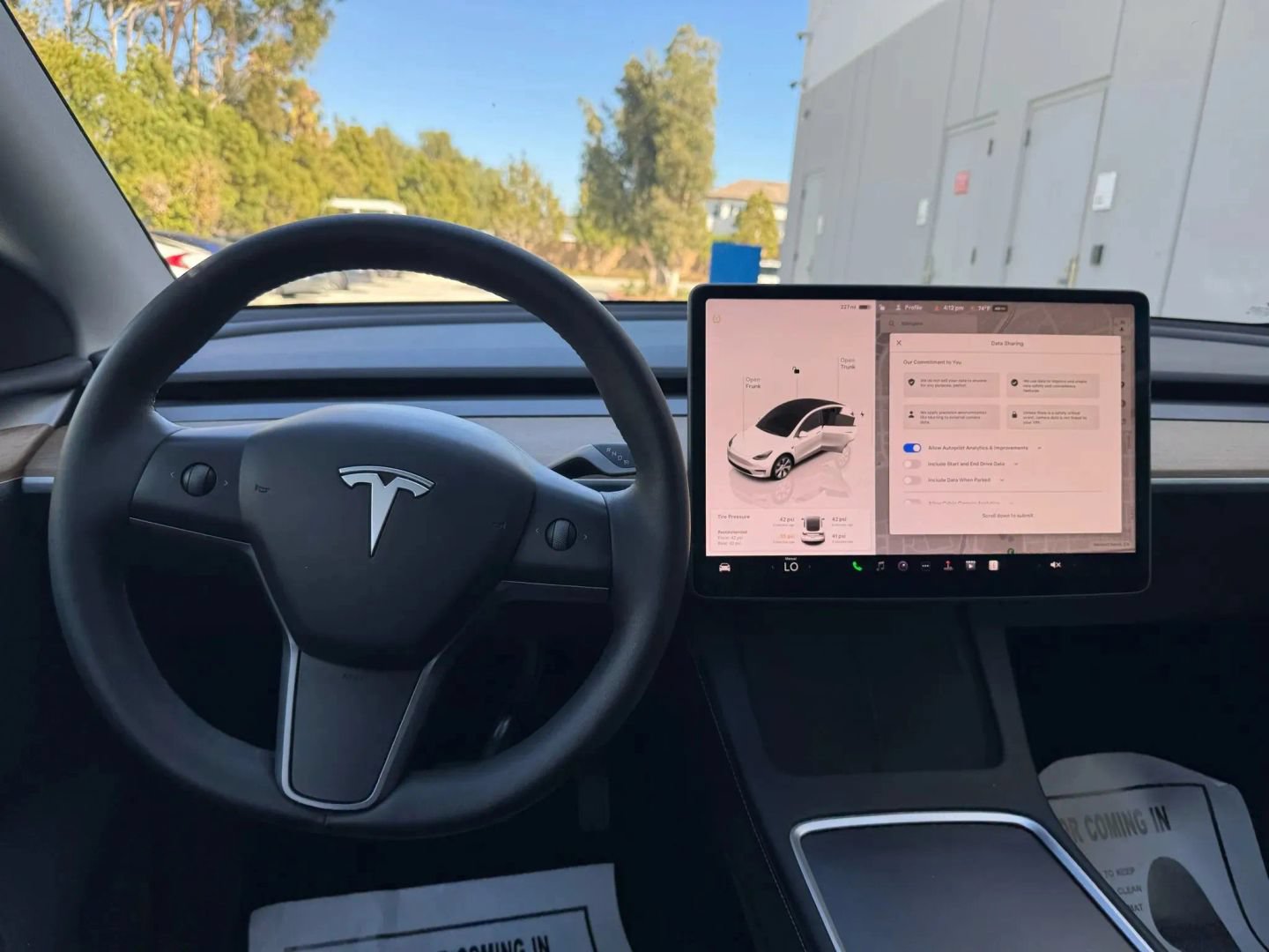 Used 2022 Tesla Model Y Long Range AWD/4WD image 16