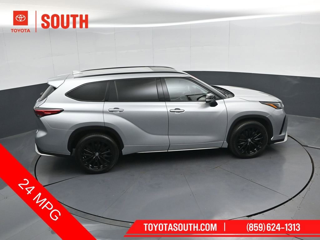 Used 2023 Toyota Highlander XSE image 50