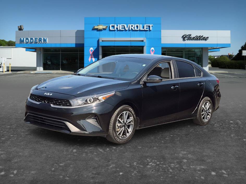 Used 2022 Kia Forte LXS FWD image 1
