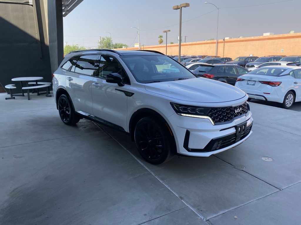 Used 2022 Kia Sorento SX image 6