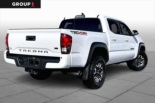 Certified 2018 Toyota Tacoma TRD Off-Road w/ Technology Package AWD/4WD image 13