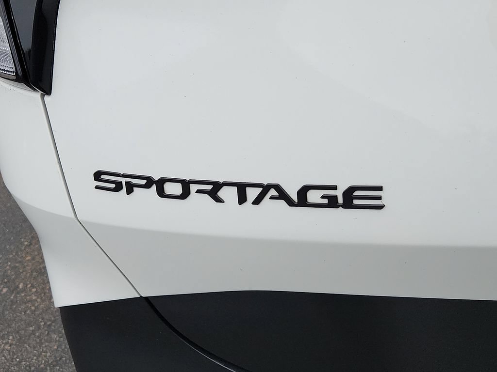 Certified 2025 Kia Sportage X-Line Prestige AWD/4WD image 32