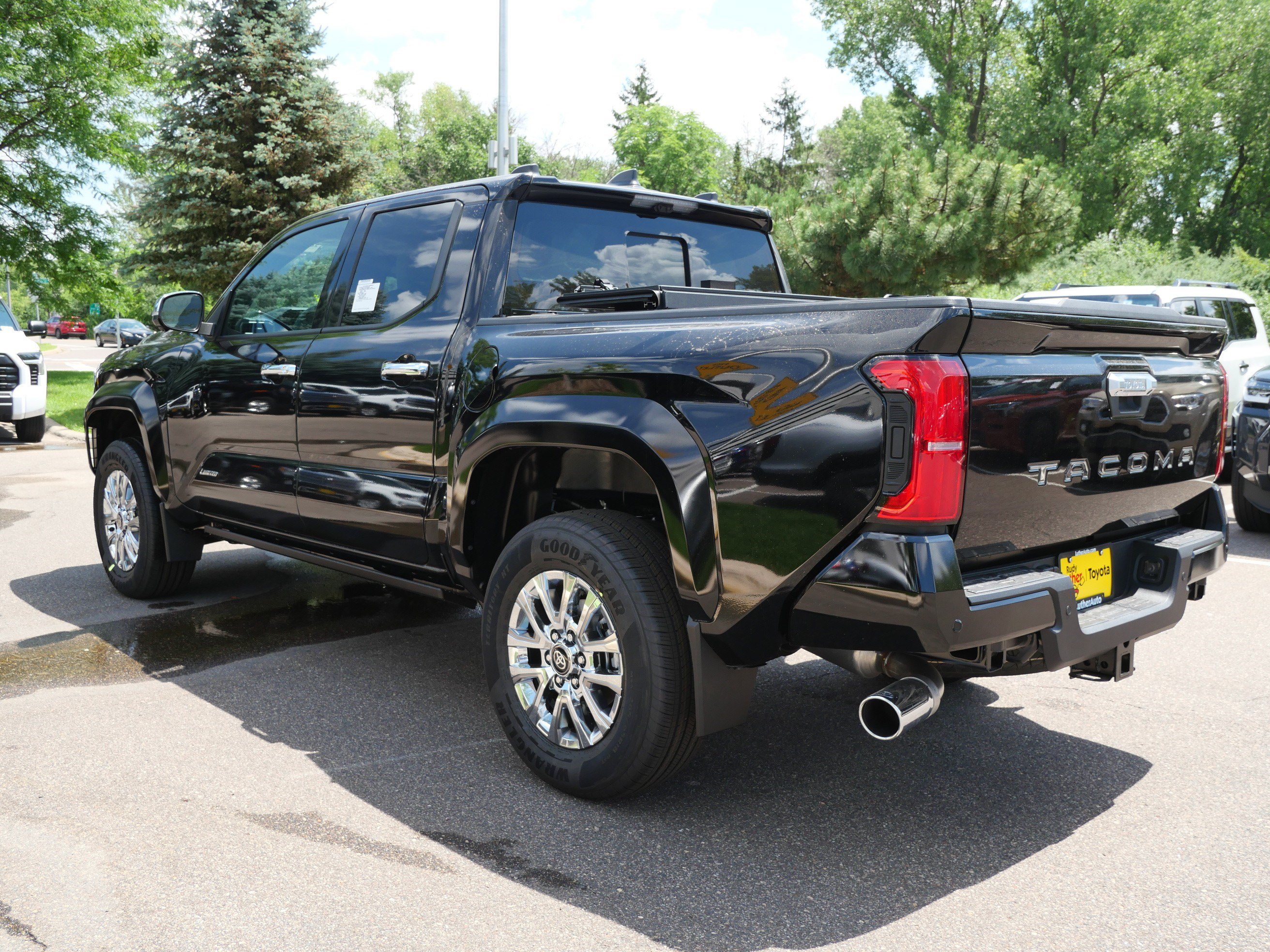 New 2026 Toyota Tacoma Limited AWD/4WD image 3