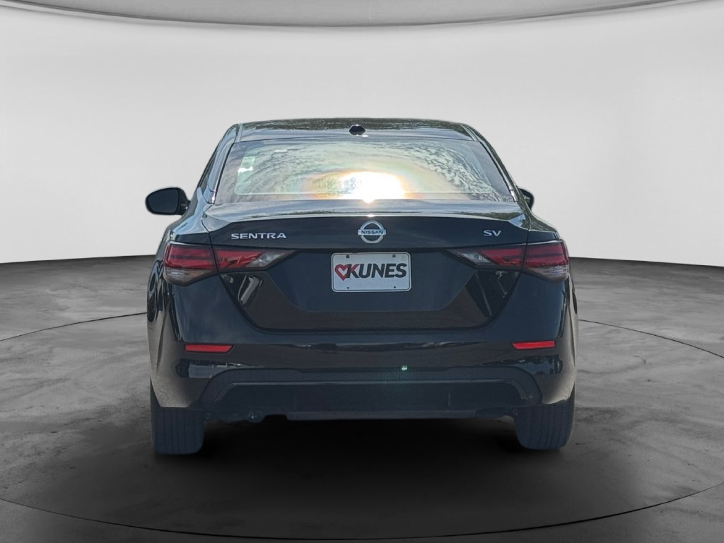 Used 2023 Nissan Sentra SV FWD image 7