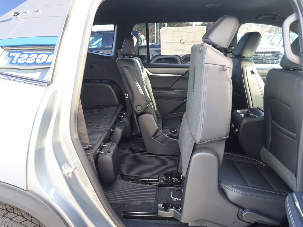 New 2026 GMC Acadia Elevation w/ Black Edition image 34