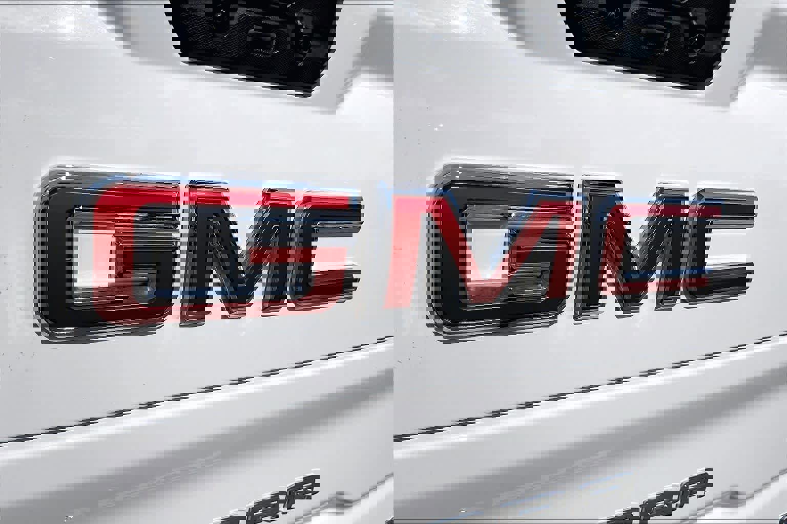 Certified 2025 GMC Sierra 1500 AT4 w/ AT4 Premium Package image 30