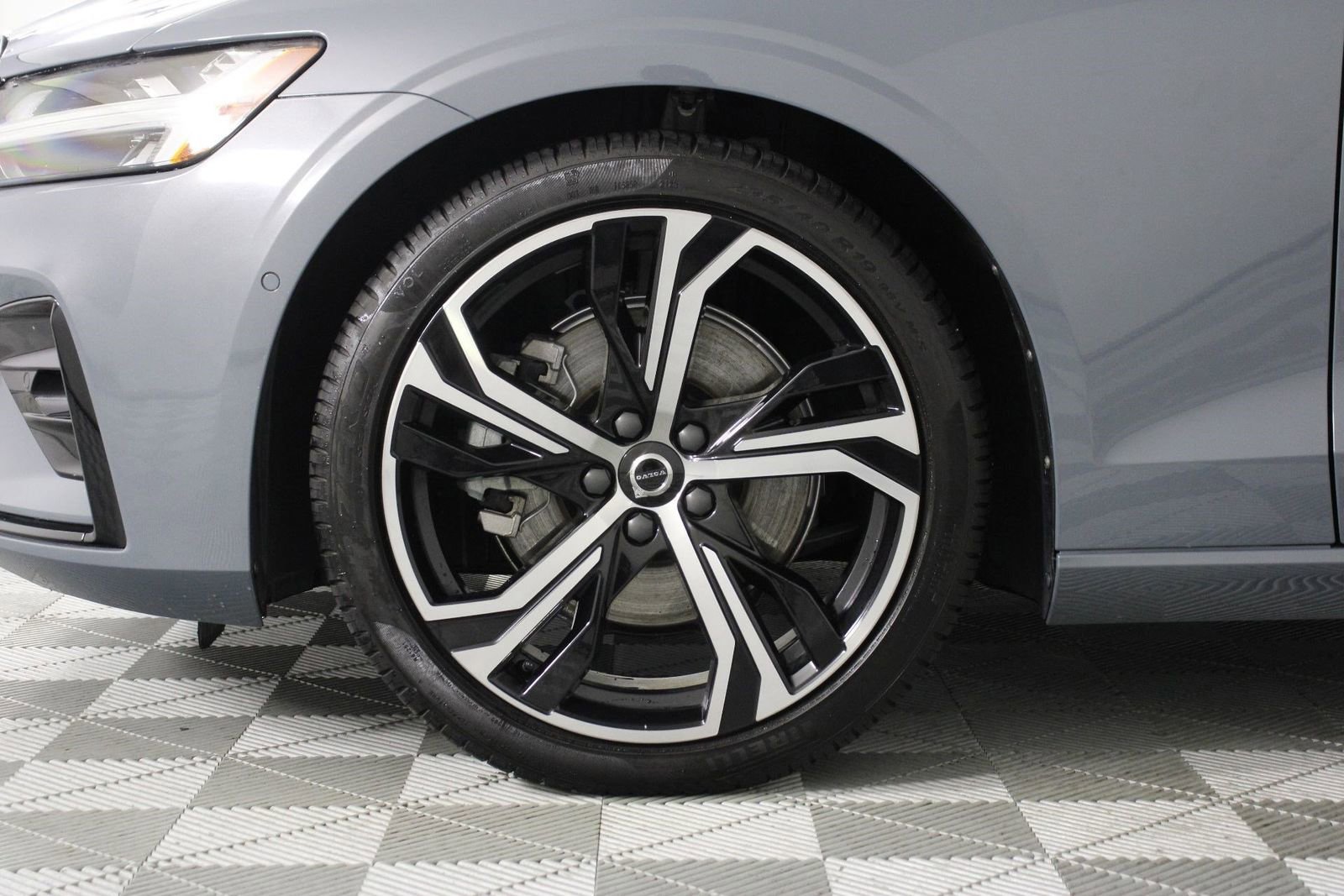 Certified 2024 Volvo S60 B5 Ultimate AWD/4WD image 28