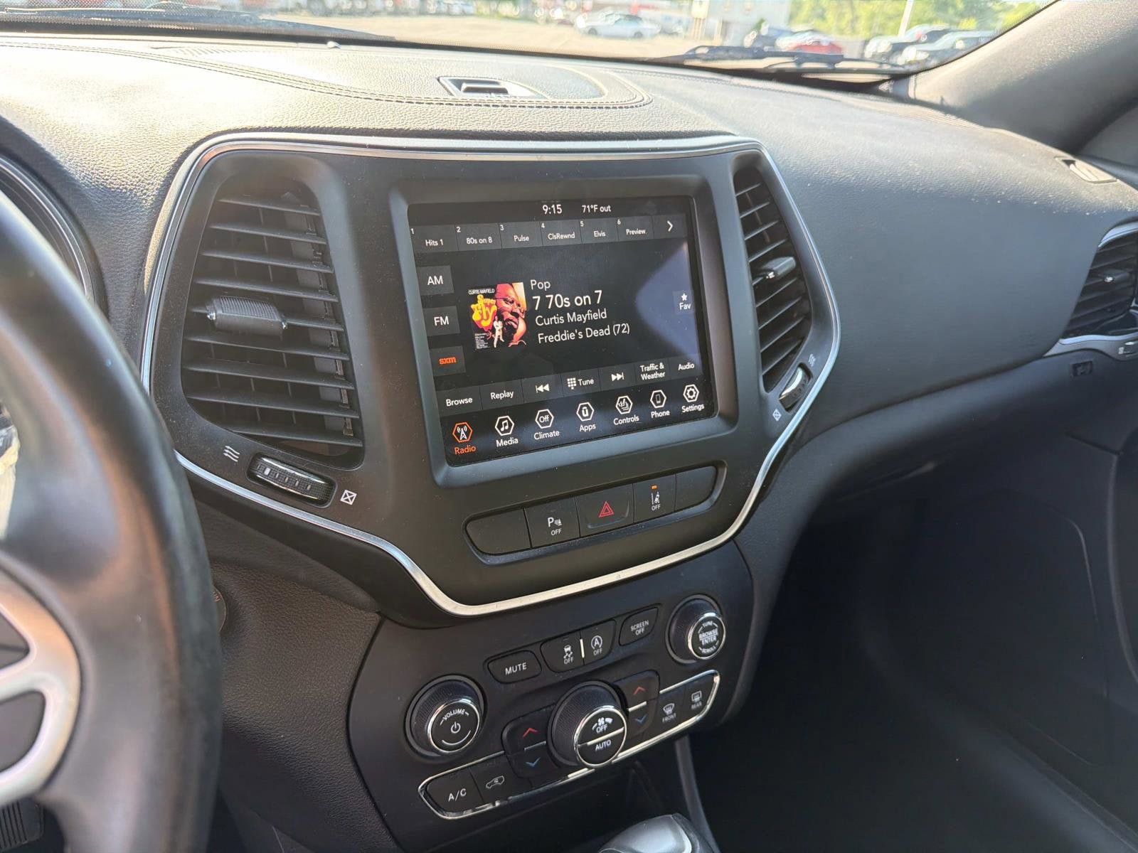 Used 2021 Jeep Cherokee Latitude Lux 80th Anniv w/ Quick Order Package 26U 80TH AWD/4WD image 9