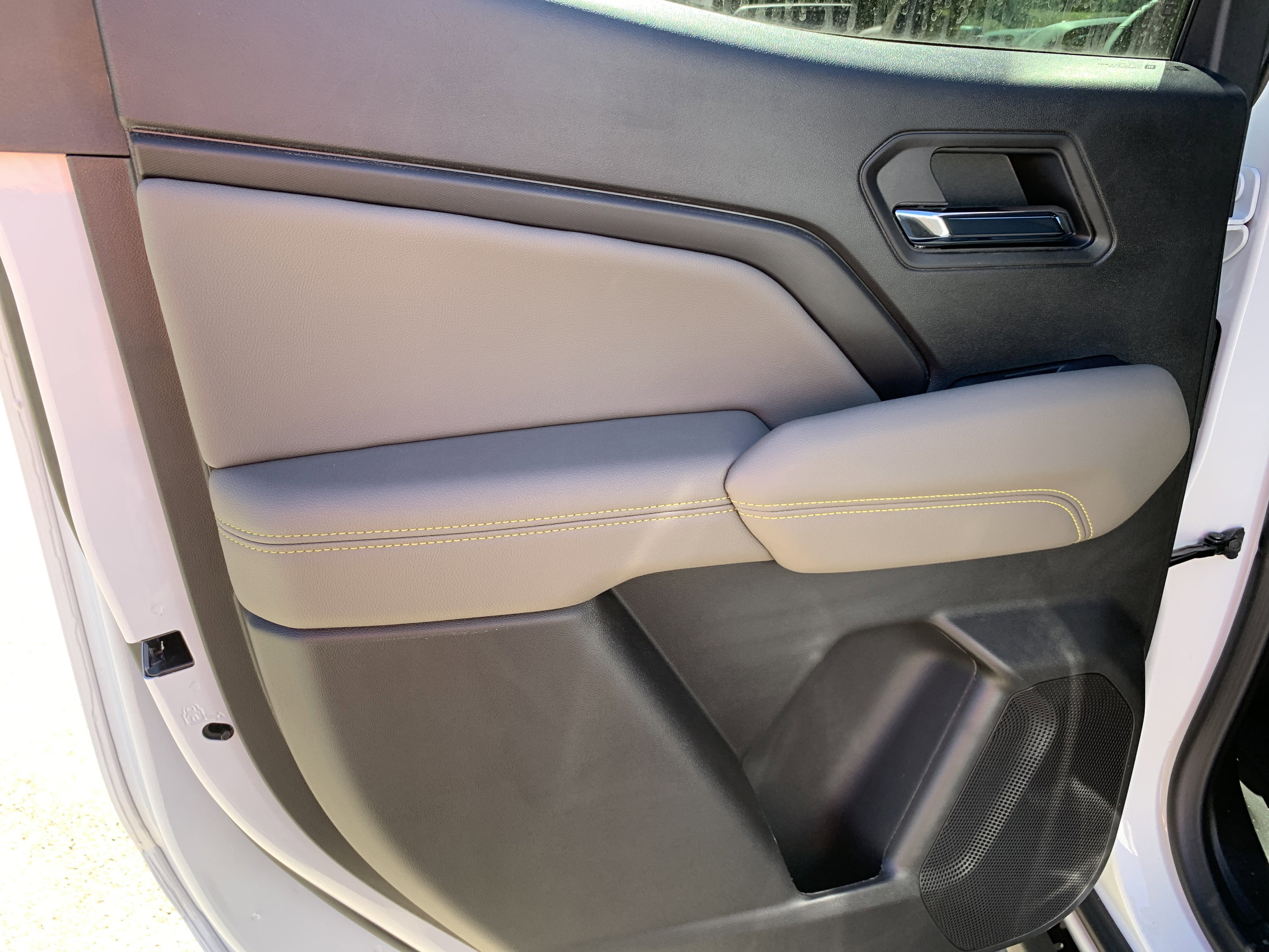 New 2026 Chevrolet Colorado ZR2 w/ Technology Package image 17