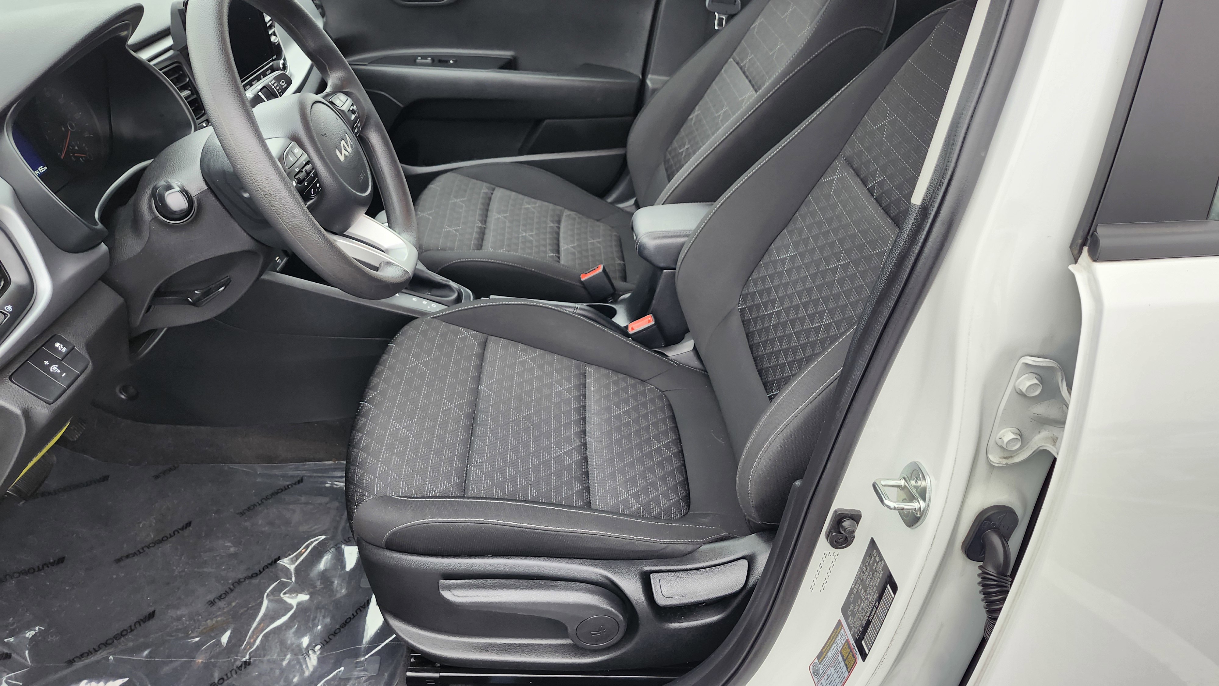 Used 2023 Kia Rio S image 21