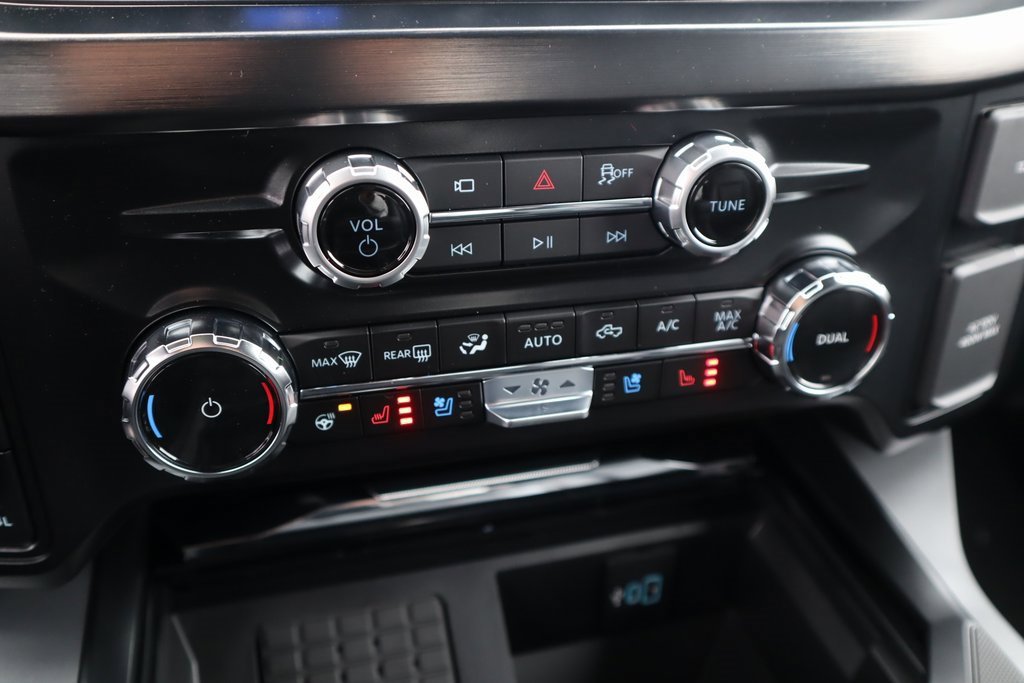 New 2026 Ford F250 Lariat w/ Chrome Package image 8