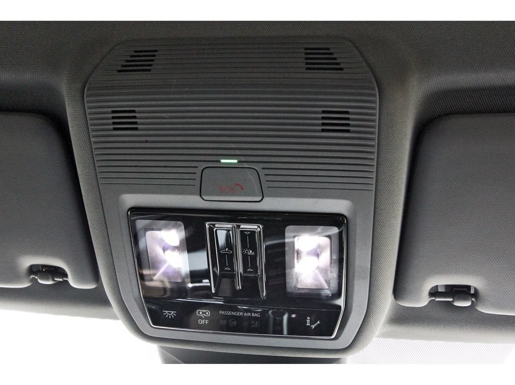 Used 2022 Audi Q4 e-tron Premium Plus AWD/4WD image 25