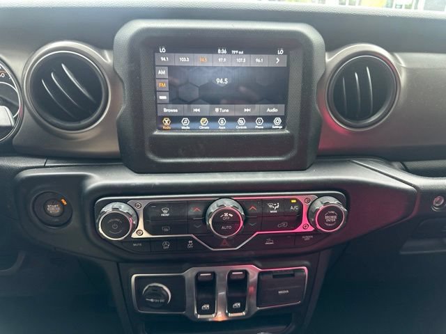 Used 2023 Jeep Wrangler Sport AWD/4WD image 18