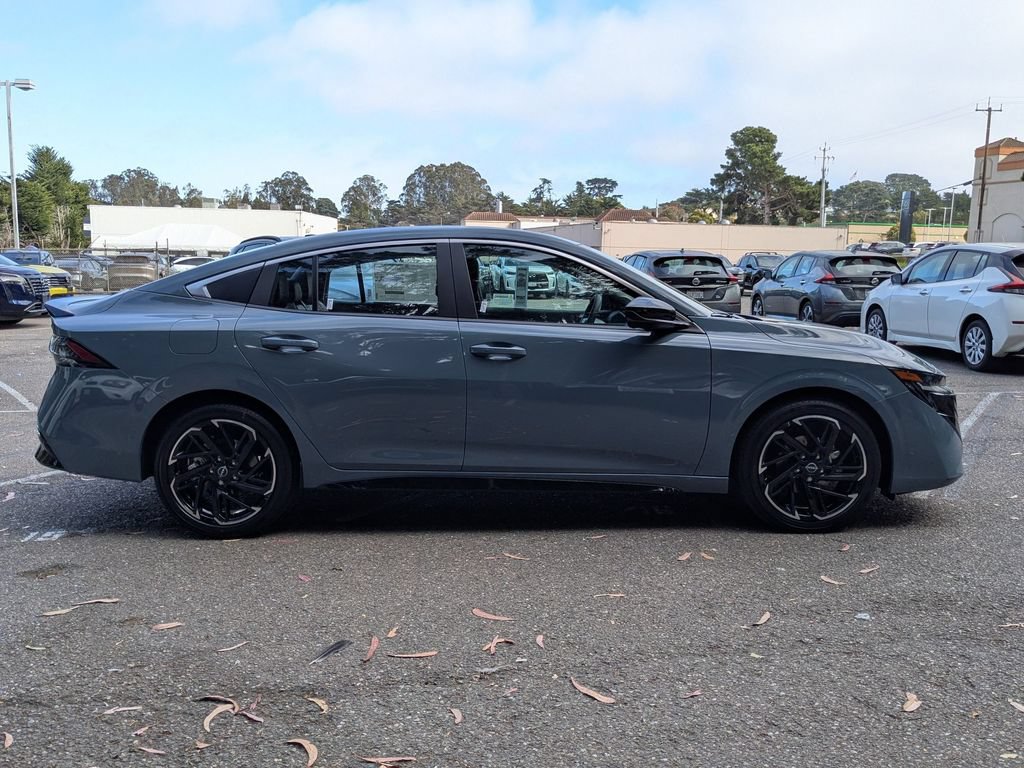 New 2026 Nissan Sentra SR w/ SR Premium Package FWD image 4