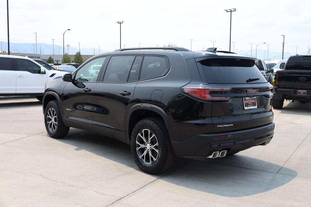 New 2026 GMC Acadia AT4 w/ Luxury Package AWD/4WD image 4
