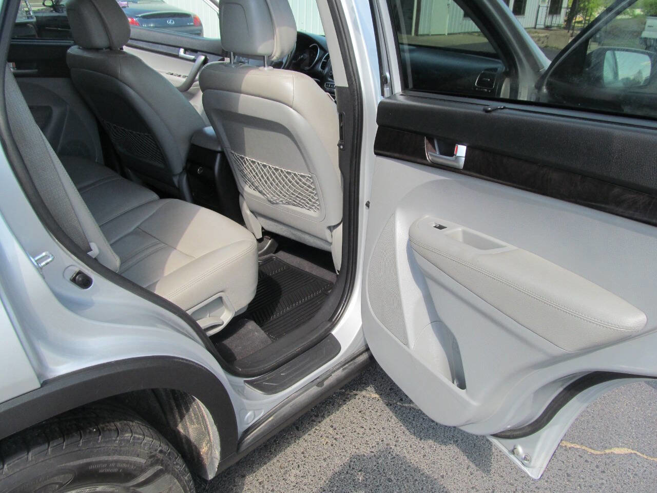 Used 2014 Kia Sorento LX AWD/4WD image 22