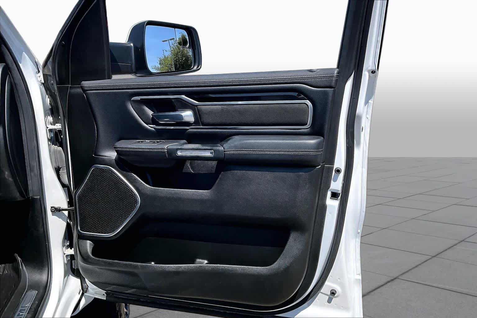 Used 2022 RAM 1500 Laramie w/ Sport Appearance Package AWD/4WD image 22