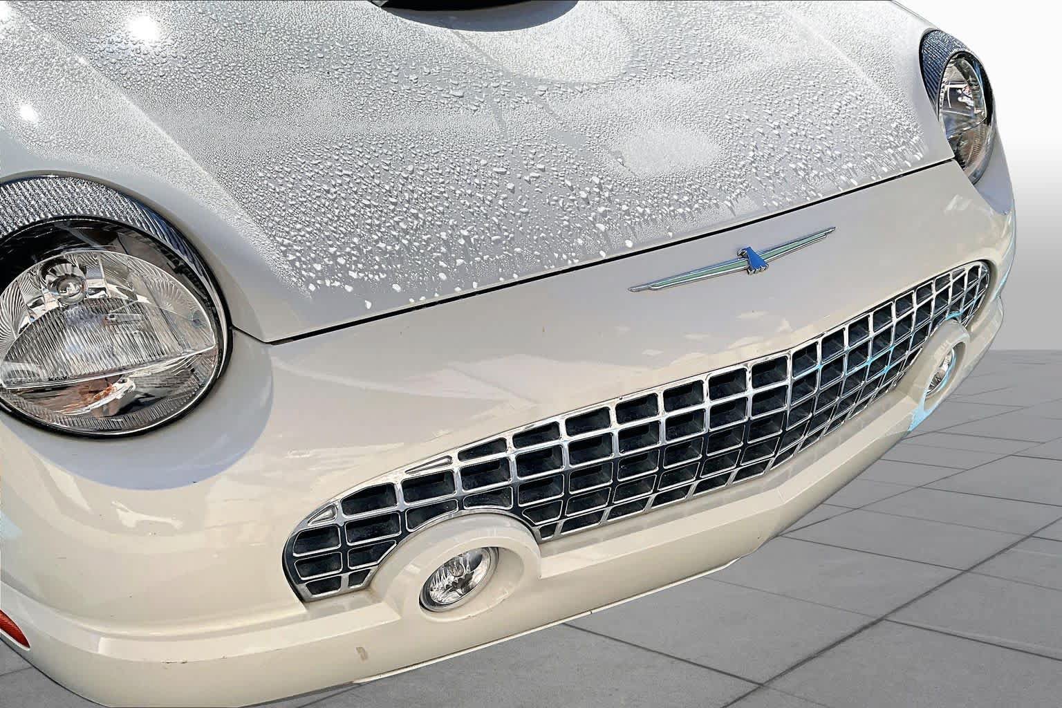 Used 2002 Ford Thunderbird RWD image 26