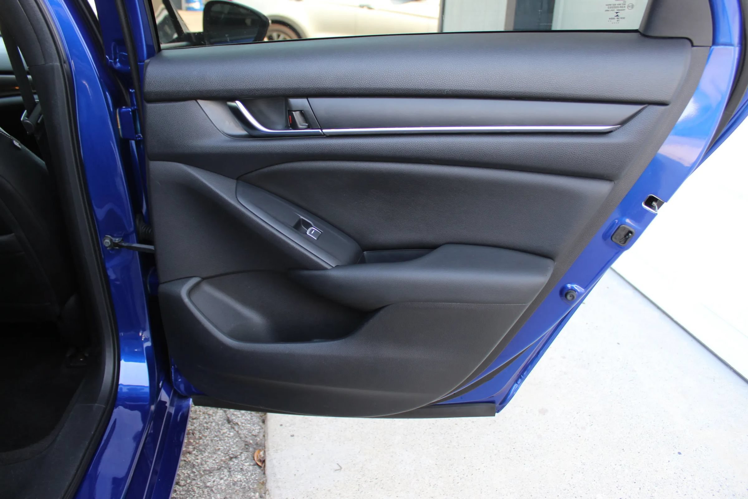 Used 2020 Honda Accord Sport image 21