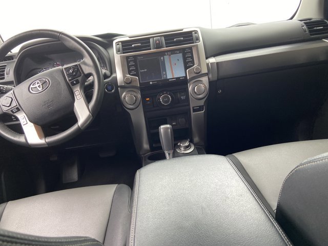 Used 2022 Toyota 4Runner SR5 Premium image 14