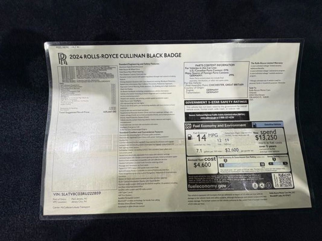 Used 2024 Rolls-Royce Cullinan Black Badge w/ Leather Finishing Pack image 70