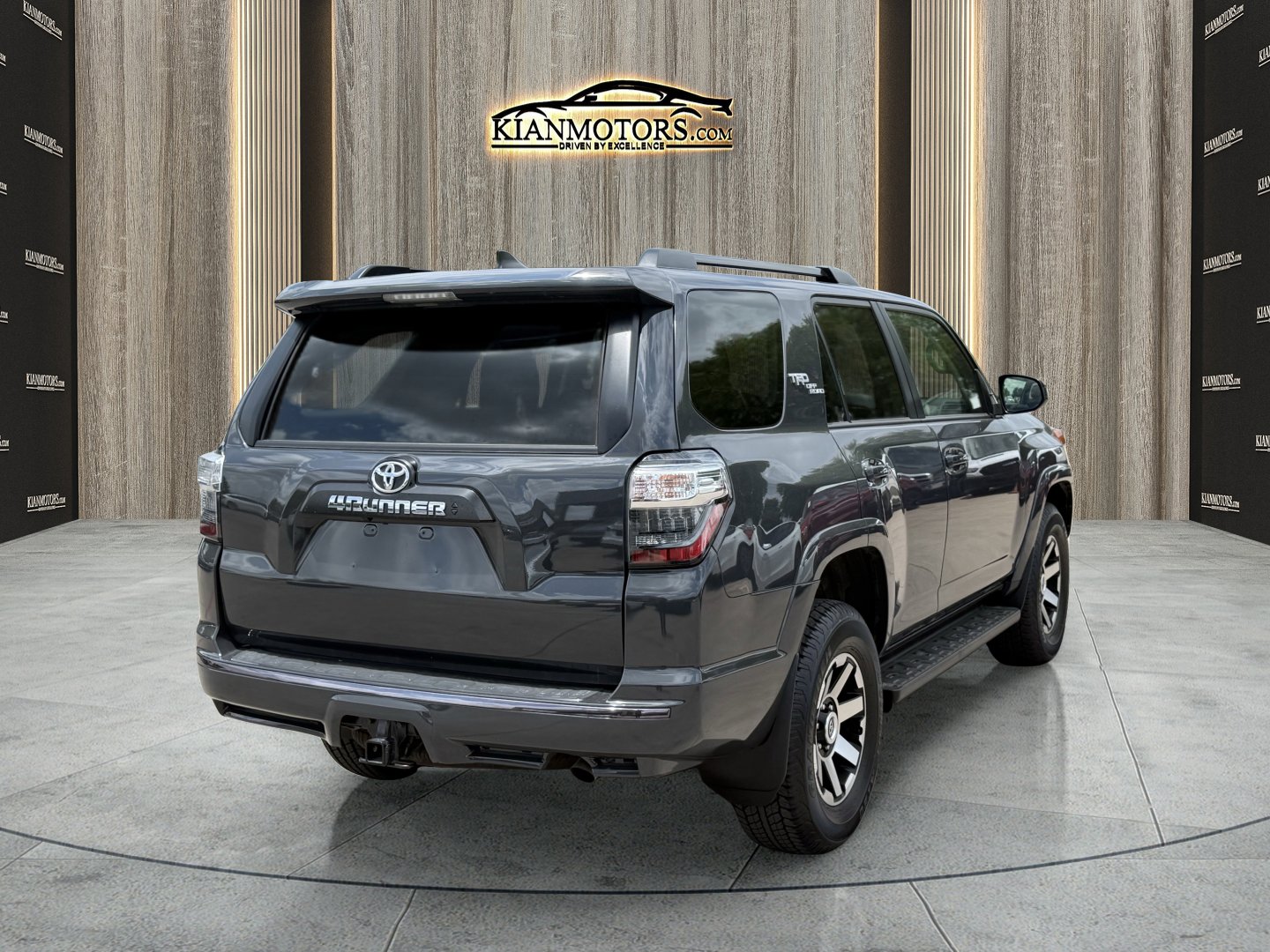 Used 2024 Toyota 4Runner TRD Off-Road image 7