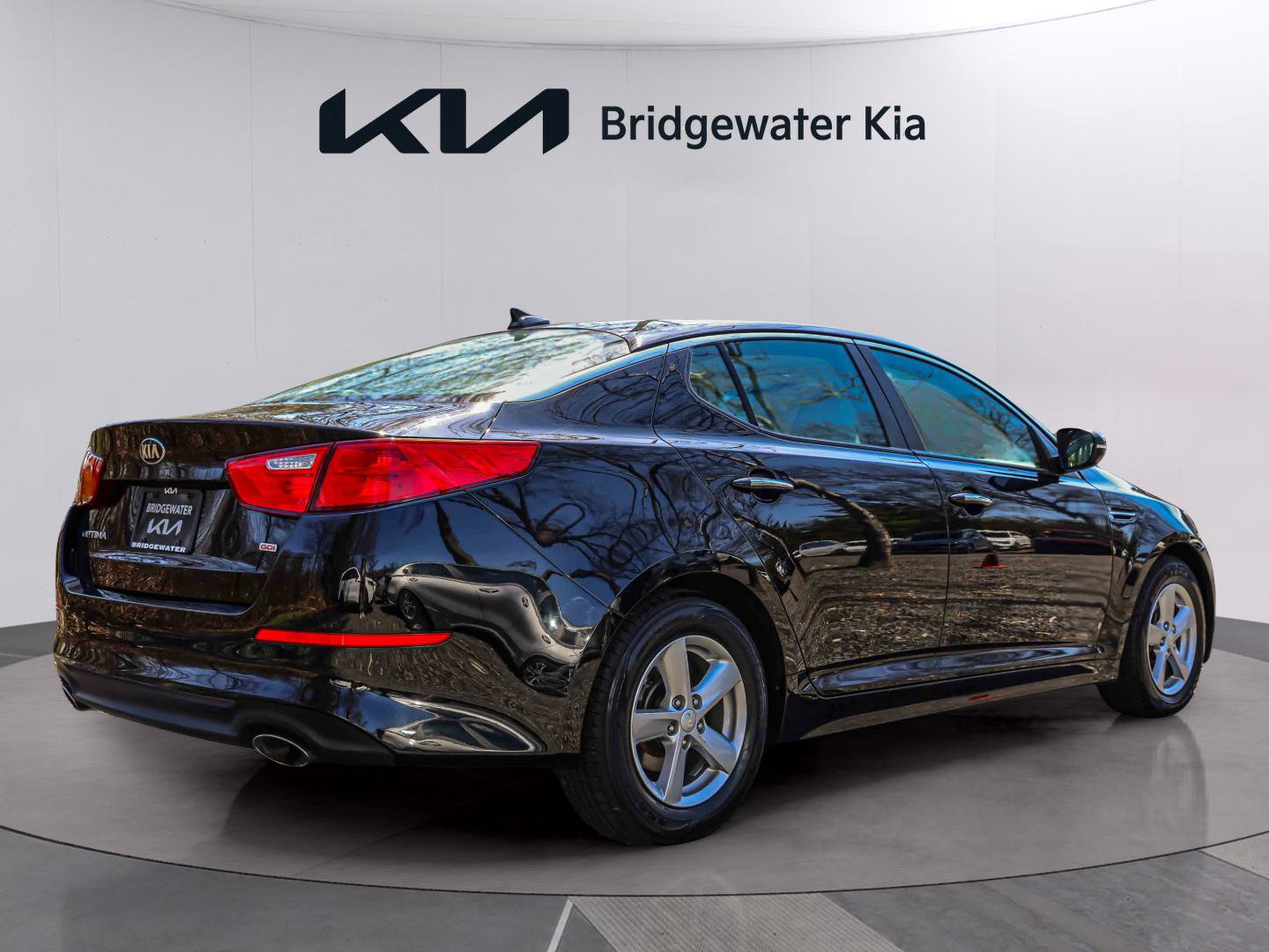 Used 2015 Kia Optima LX w/ LX Convenience Package image 6