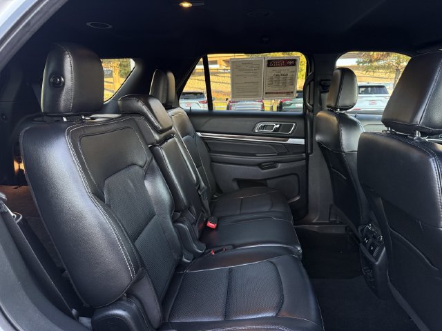 Used 2019 Ford Explorer Limited w/ Class III Trailer Tow Package FWD image 29