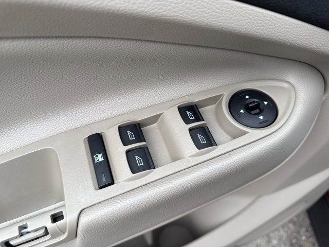 Used 2018 Ford Escape SEL image 29