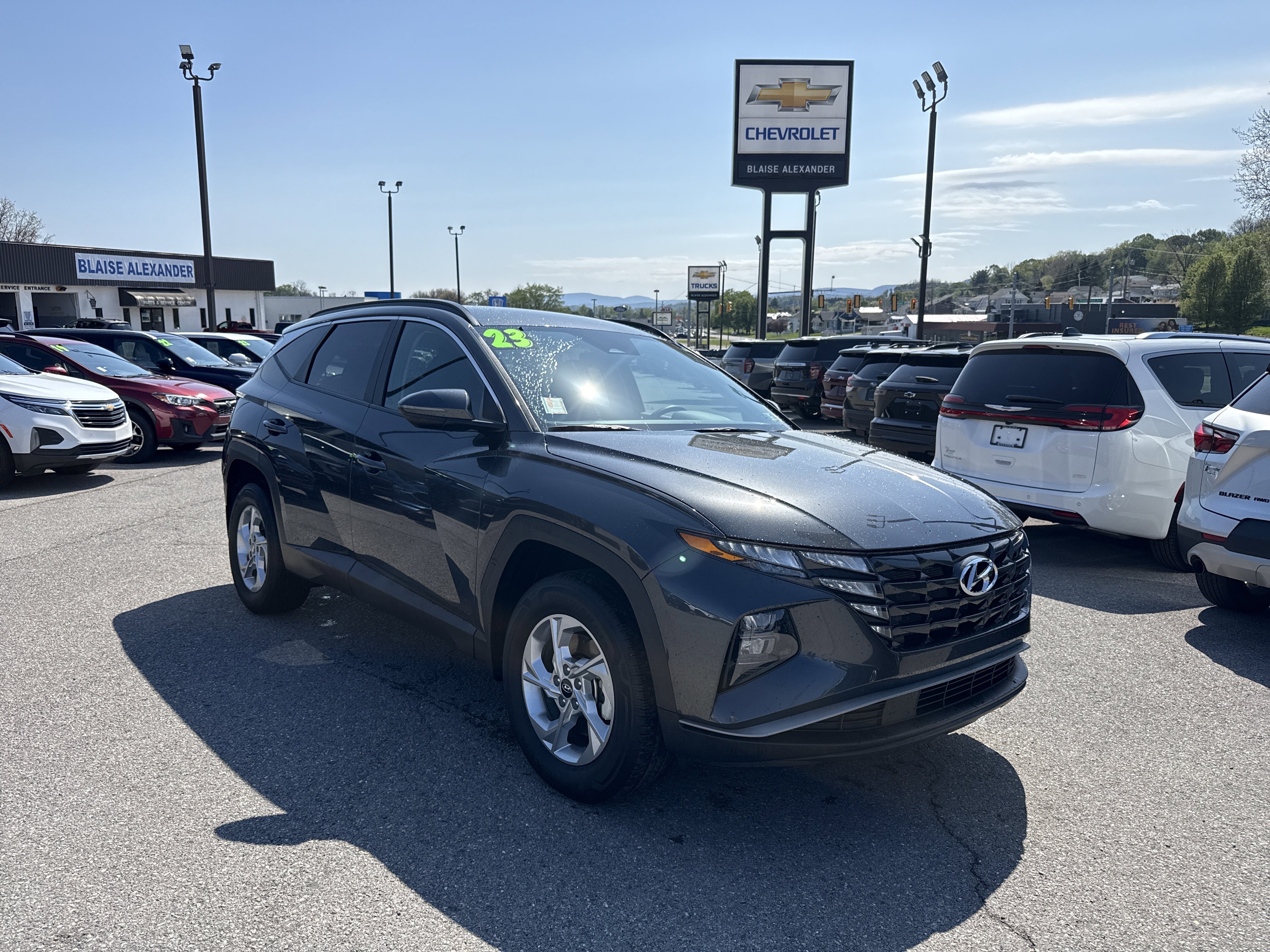 Used 2023 Hyundai Tucson SEL image 1