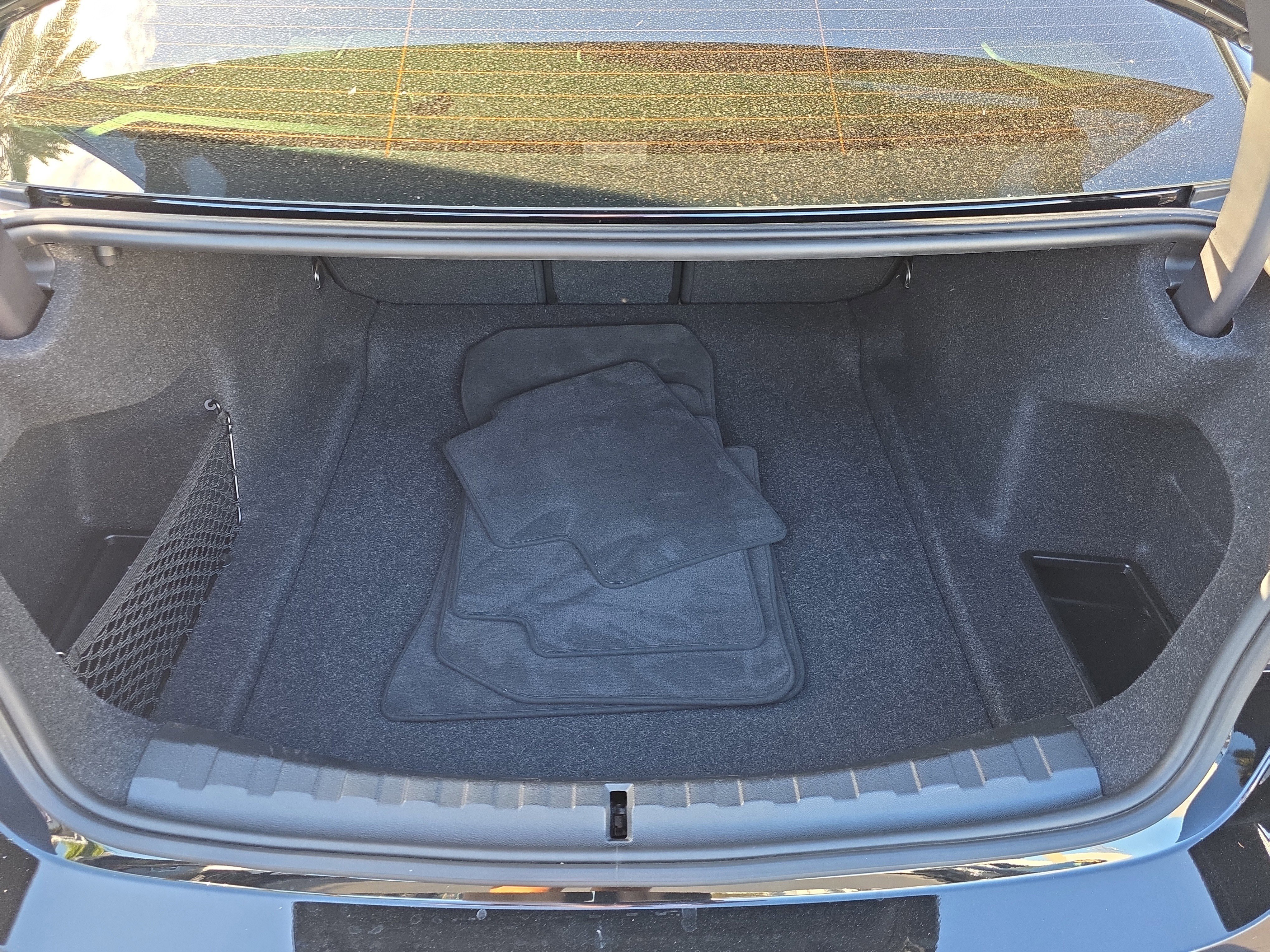 Used 2024 BMW 330i xDrive Sedan w/ Premium Package image 8