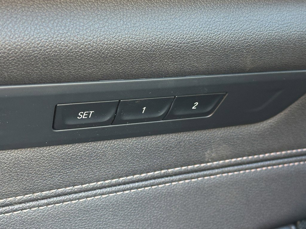 Used 2021 BMW 530i xDrive w/ Convenience Package image 27