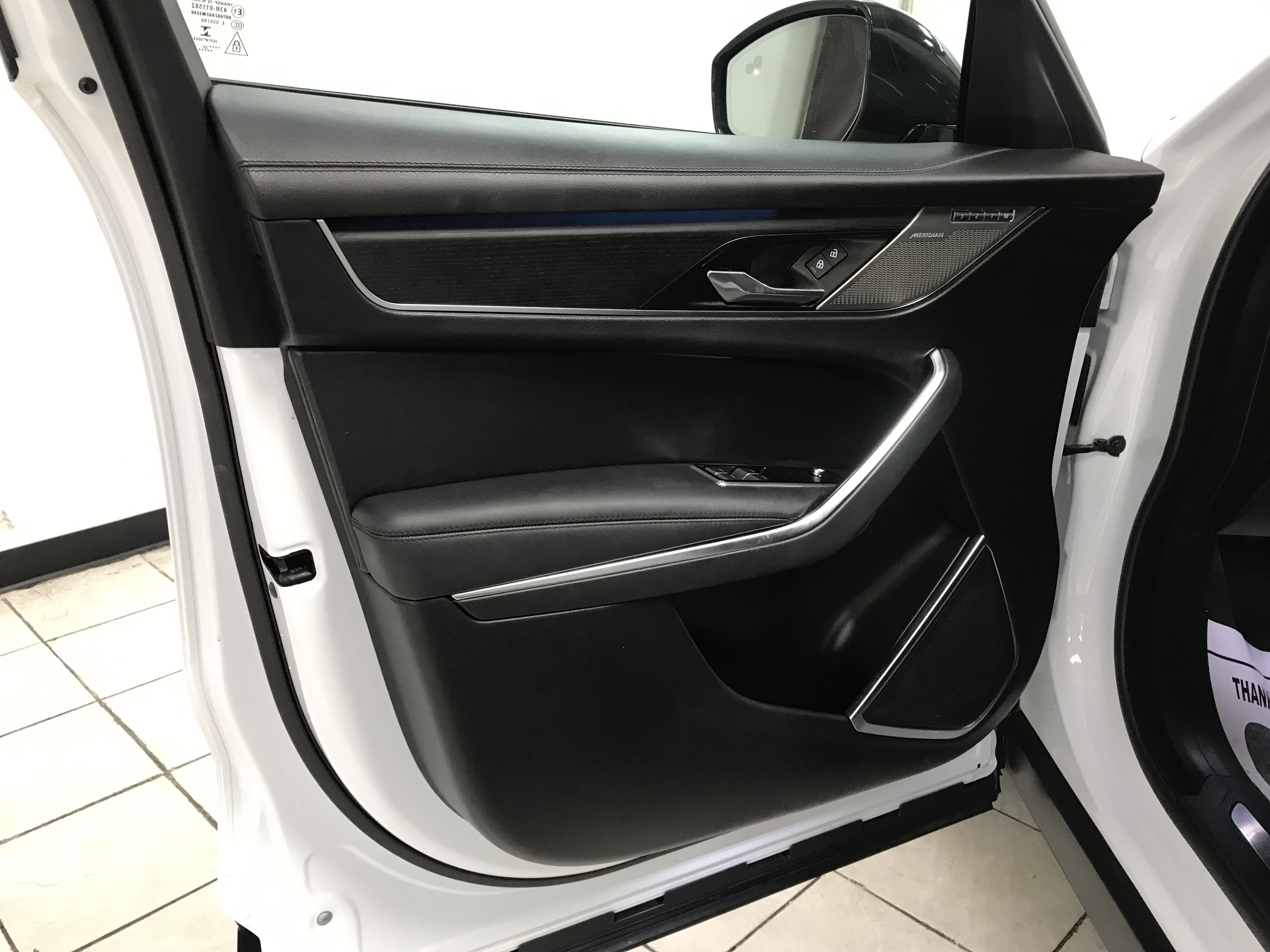 Used 2023 Jaguar F-PACE S AWD/4WD image 7