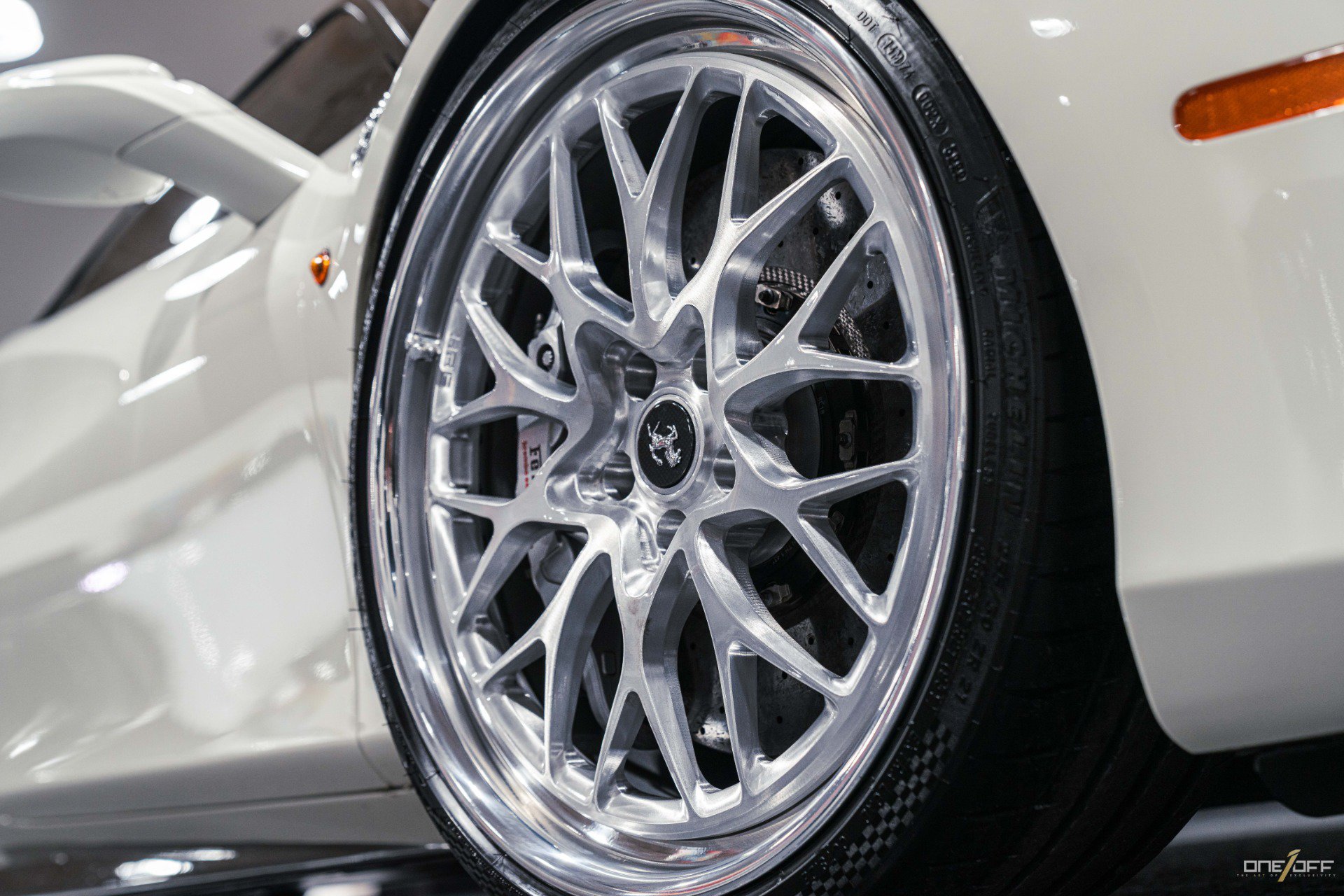 Used 2016 Ferrari 488 GTB RWD image 6