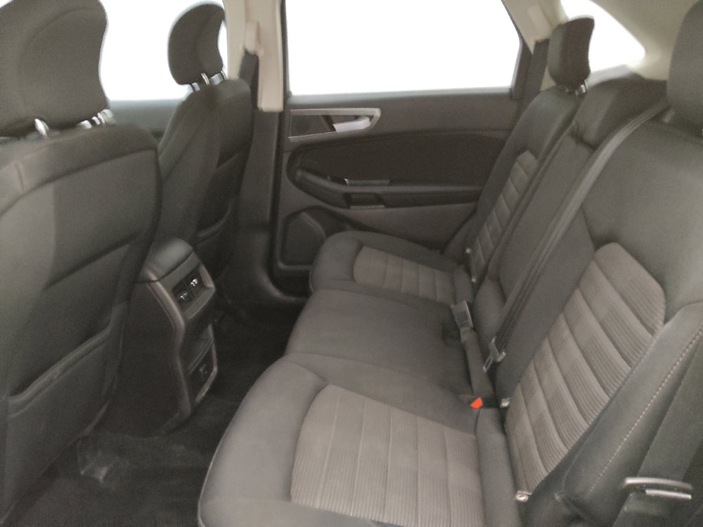 Used 2017 Ford Edge SEL w/ Class II Trailer Tow Package AWD/4WD image 18