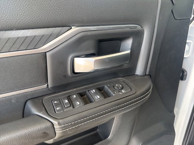 New 2025 RAM 4500 4x4 Crew Cab DRW image 18