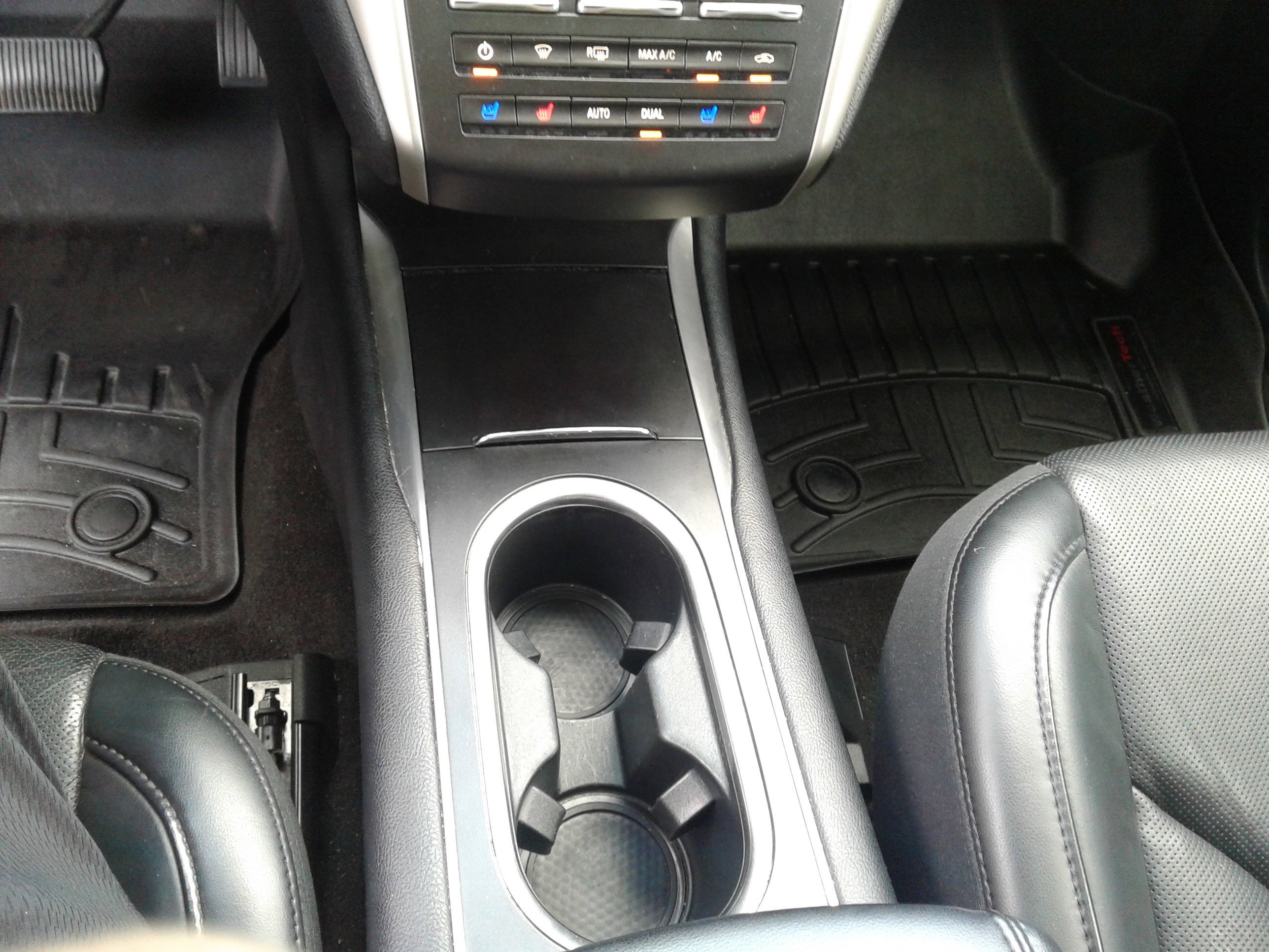 Used 2019 Lincoln MKC Reserve image 17