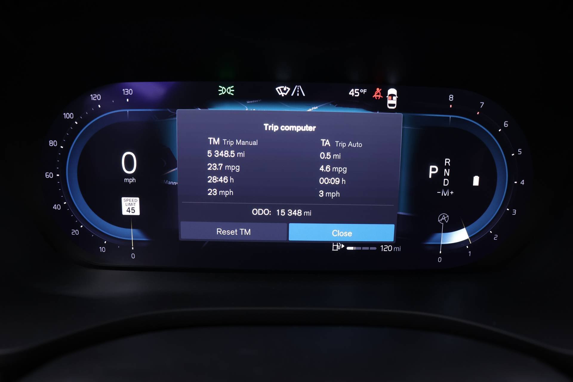 Certified 2024 Volvo XC60 B5 Plus image 11