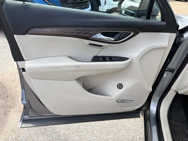 Used 2021 Buick Envision Avenir w/ Technology Package II FWD image 25