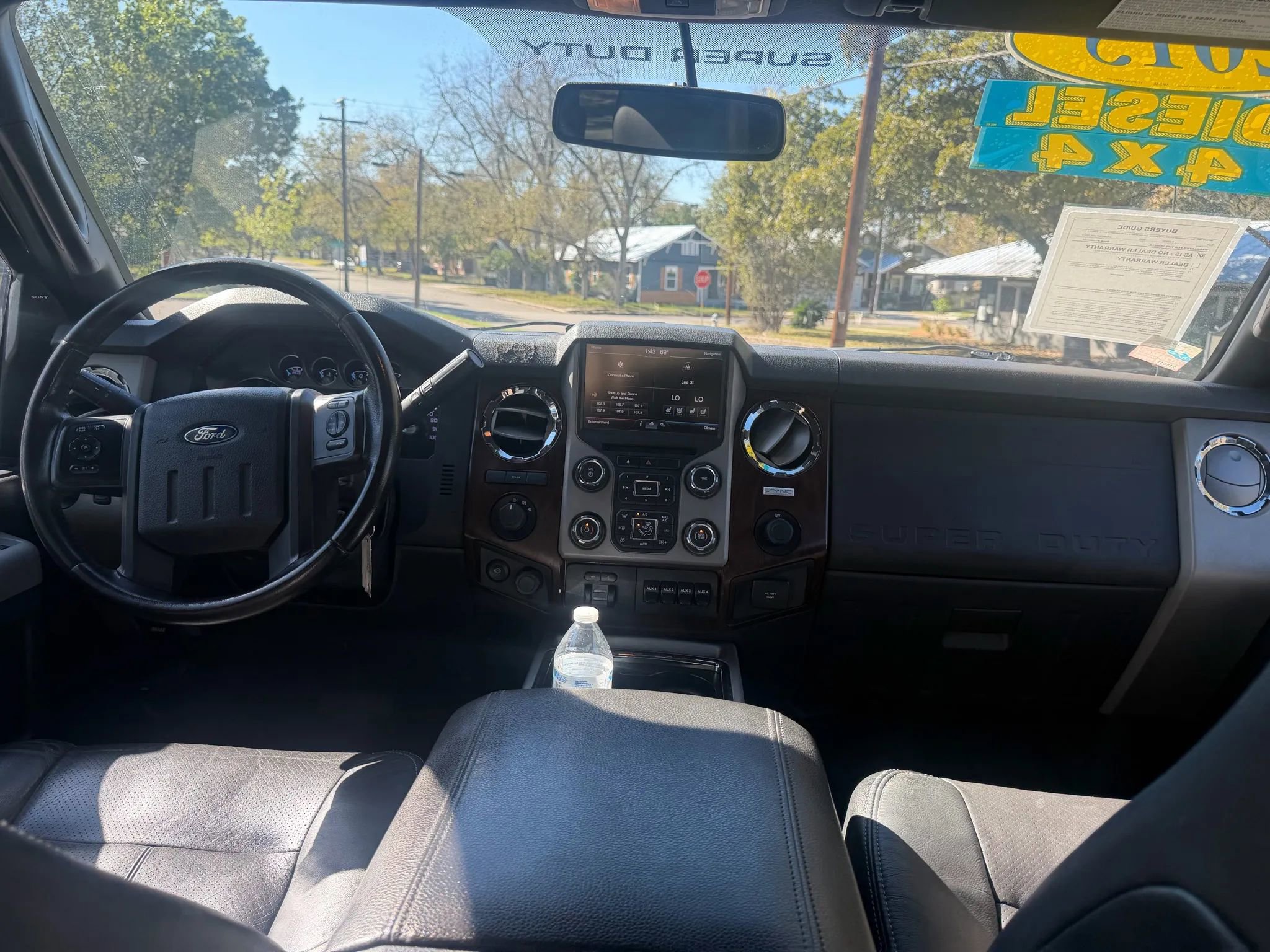Used 2015 Ford F350 Lariat w/ Lariat Interior Package AWD/4WD image 12