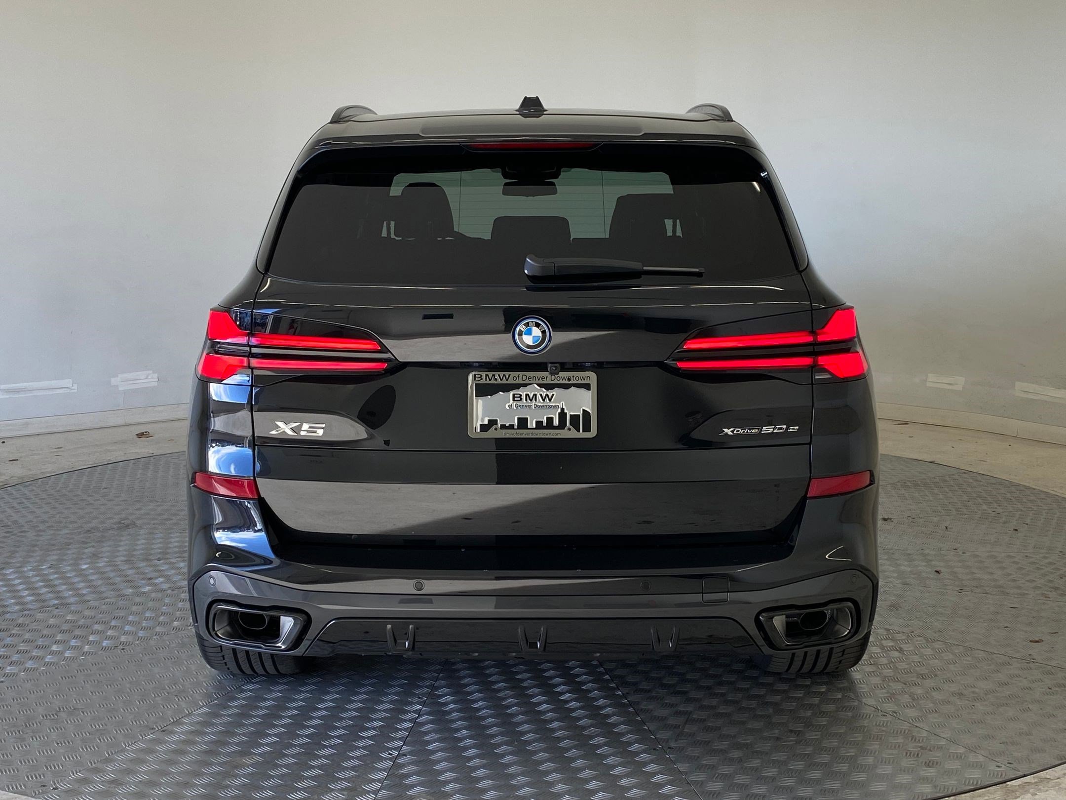 New 2026 BMW X5 xDrive50e w/ M Sport Package image 10