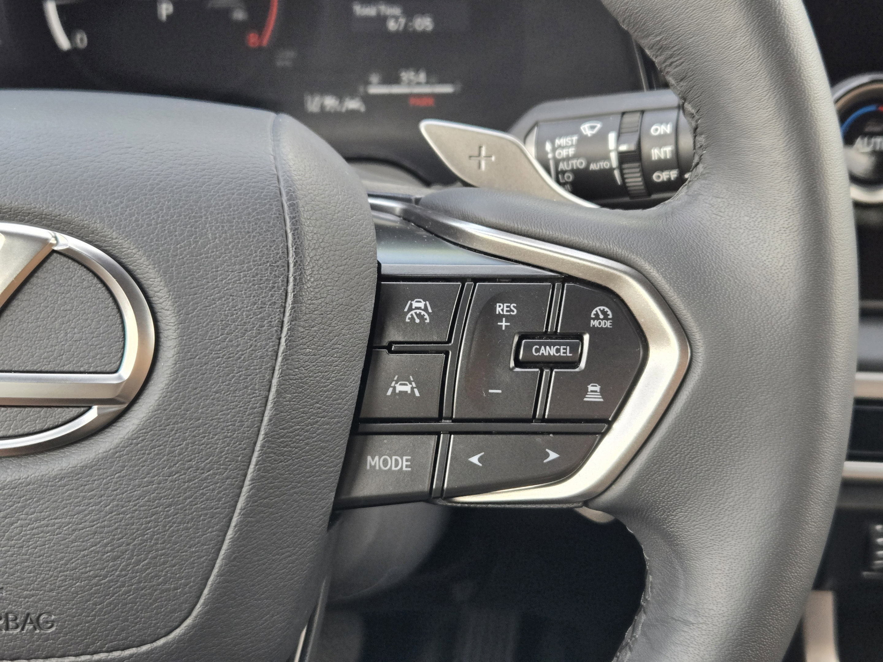 Used 2025 Lexus RX 350 FWD w/ Technology Package image 24